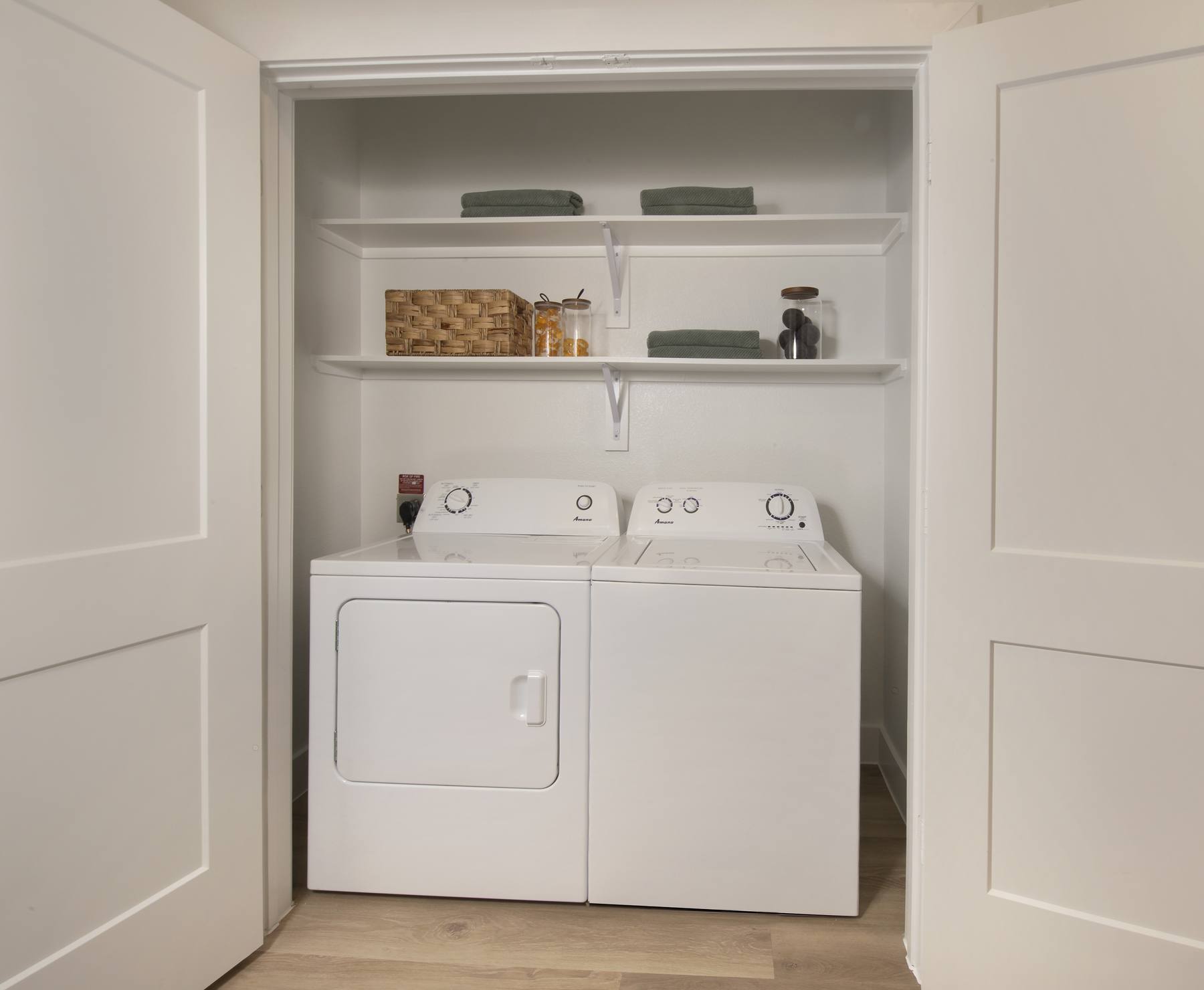 2BR Laundry